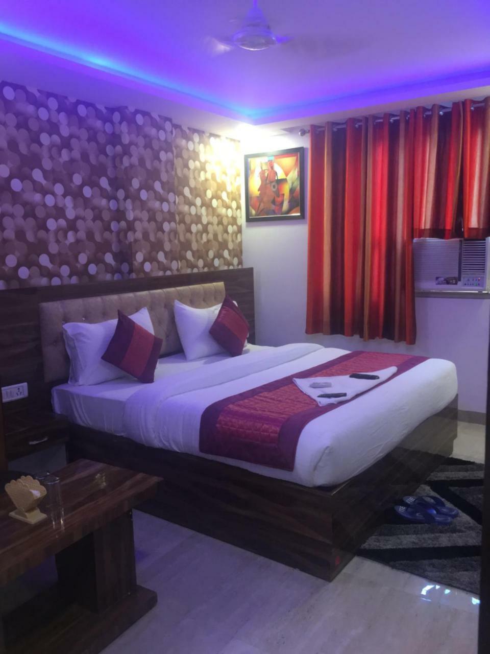 Hotel Pearl - Mahipalpur Delhi Airport New Delhi Exterior foto
