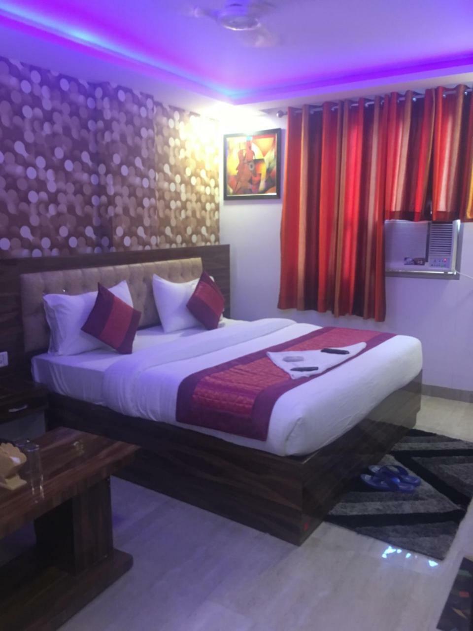 Hotel Pearl - Mahipalpur Delhi Airport New Delhi Exterior foto